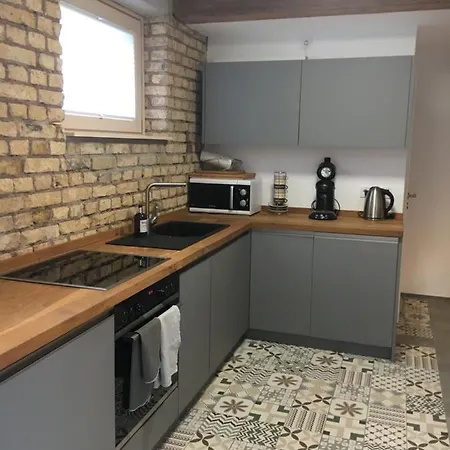 Neue Und Barrierefreie Altbauwohnung Mit Charme Апартаменты